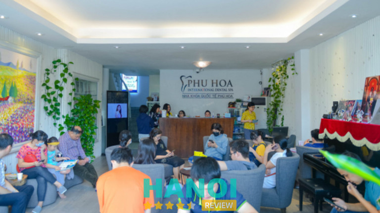 Nha khoa Quốc tế Phú Hòa, Hà Nội. 