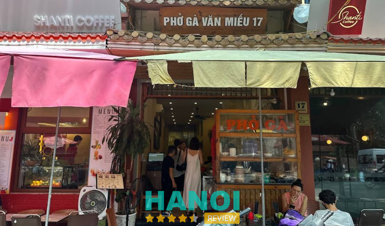 Phở gà Văn Miếu 17 tại Hà Nội