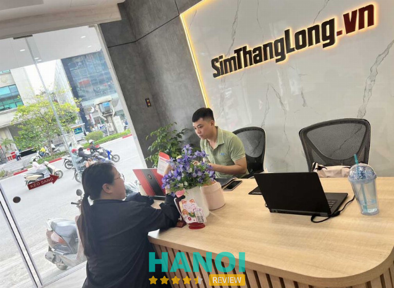 Sim Thăng Long tư vấn và hỗ trợ khách hàng chu đáo