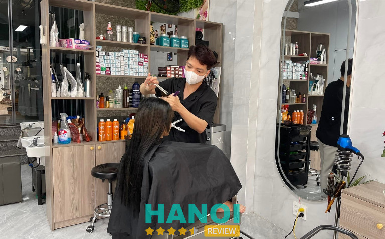 Hoàng Gia HairSalon